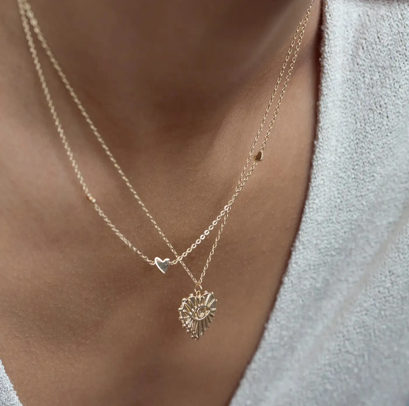 3 small hearts necklace